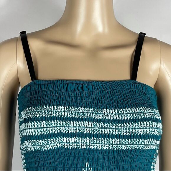 Bohemian Style Green and White Patterned Sundress - Picture 6 of 11